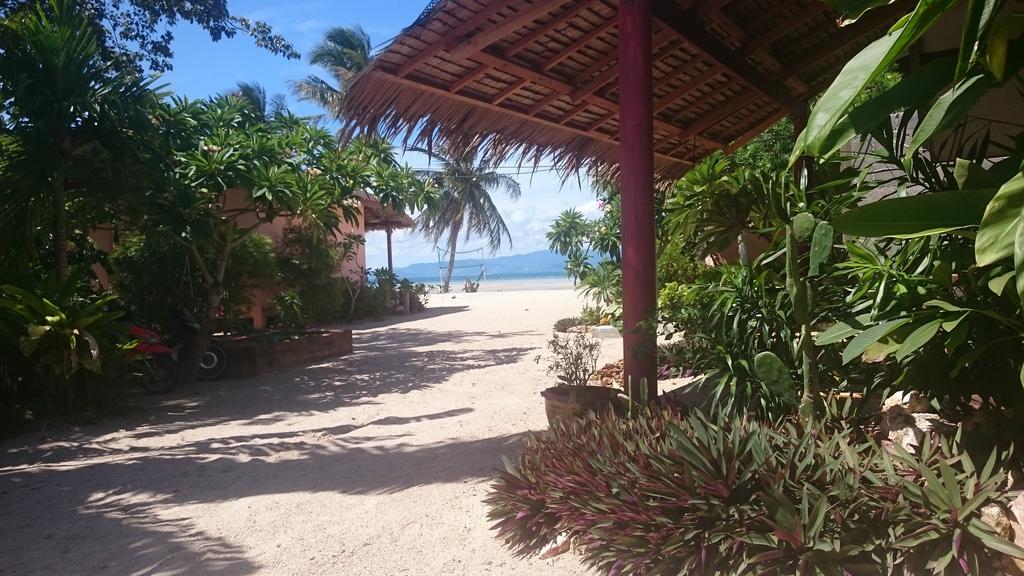 Papillon Bungalows Baan Tai Exterior photo
